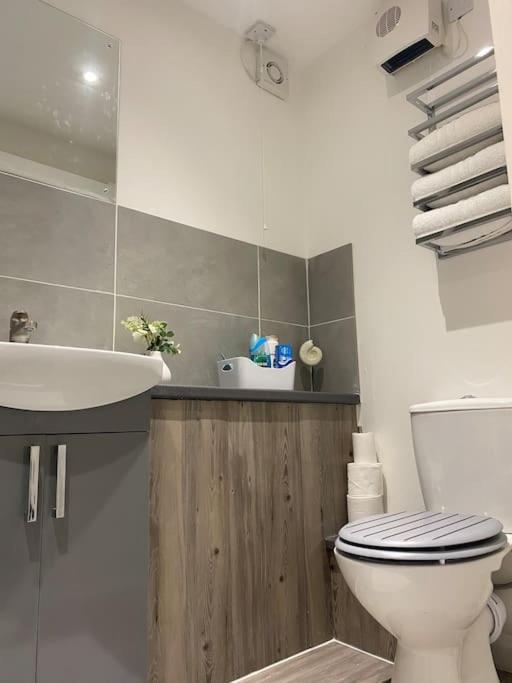 Cosy Studio Apartment Waterlooville Exterior photo