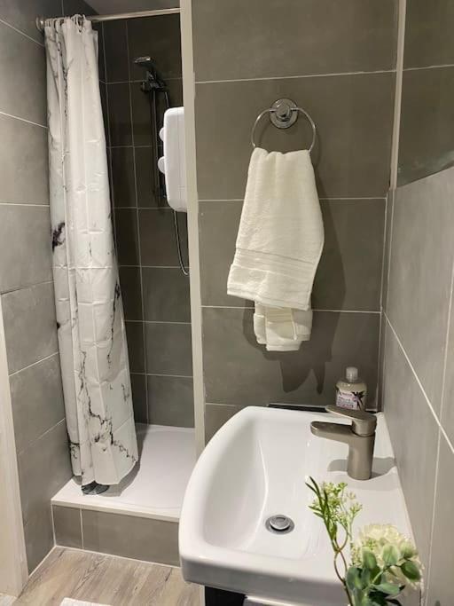 Cosy Studio Apartment Waterlooville Exterior photo