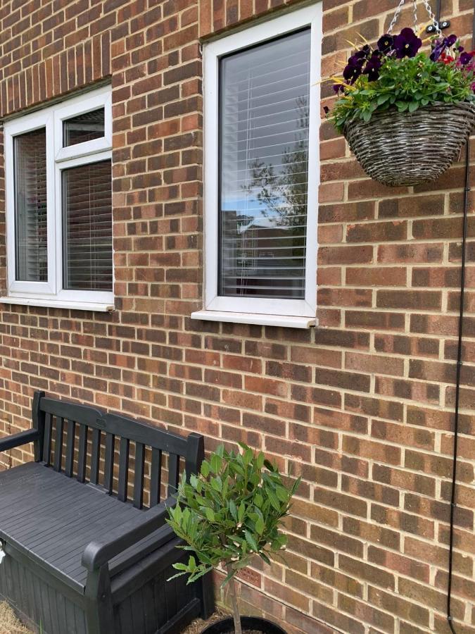 Cosy Studio Apartment Waterlooville Exterior photo