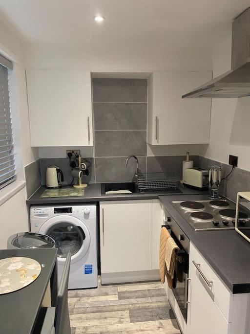 Cosy Studio Apartment Waterlooville Exterior photo